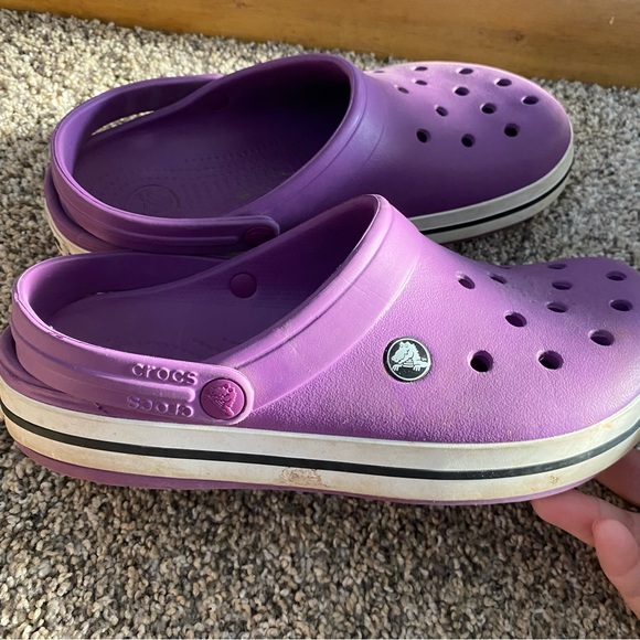 Crocs womans clssic purple clog Size 9 - Picture 6 of 6